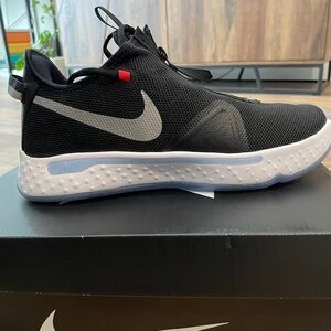 PG4 Black/White-LT Smoke Grey